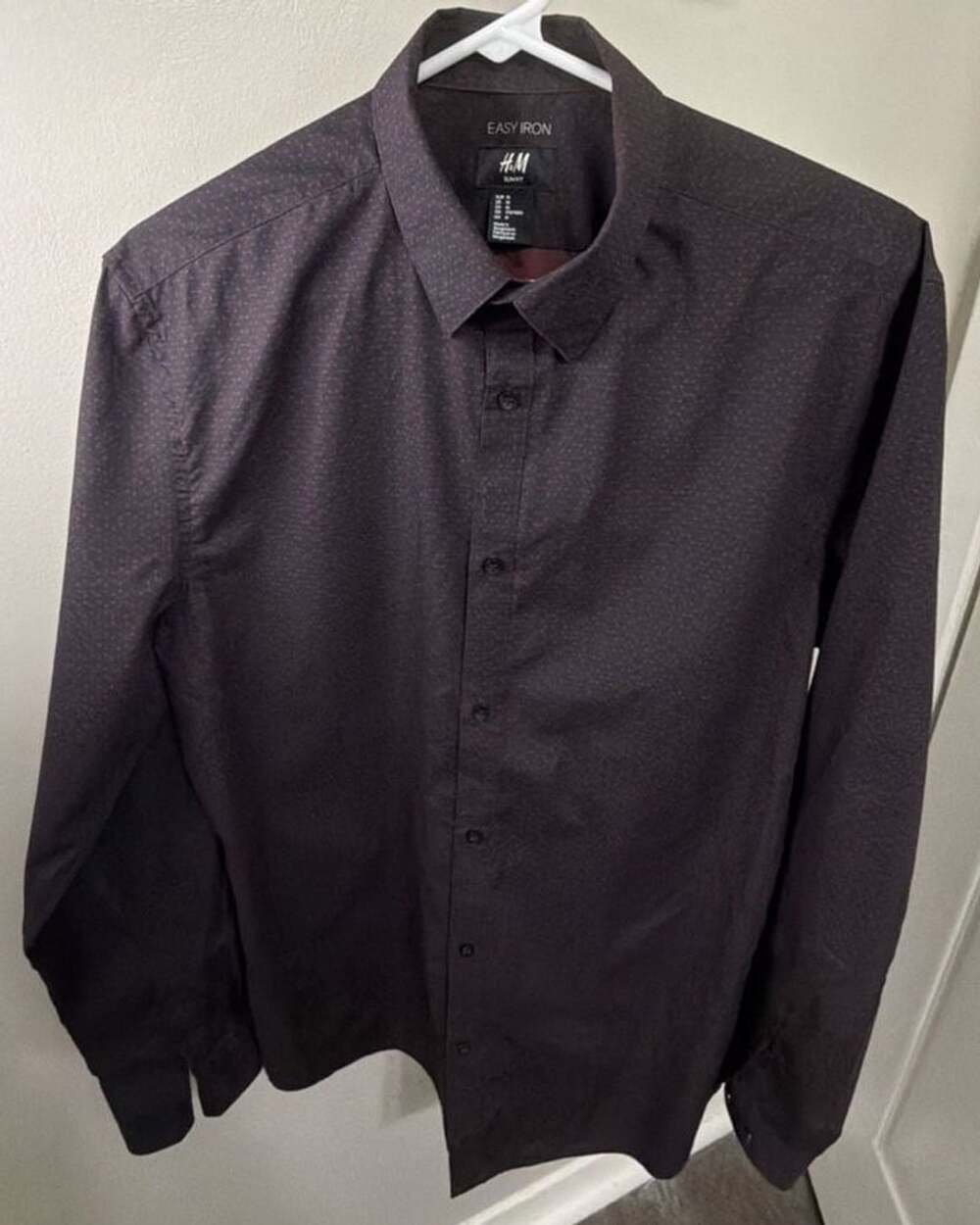 H&M Easy Iron Slim Fit Geometric Pattern Long Sleeve Button-Up Shirt Burgundy Si
